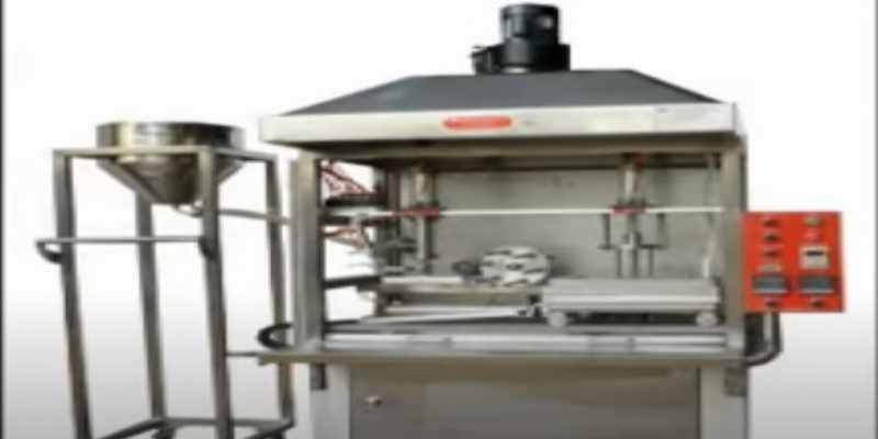 Automatic egg roll machine：One baking plates